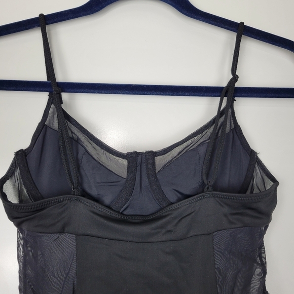 NWT Solid & Striped The Spencer Basic Swimsuit in Blackout Size Small - Picture 9 of 12